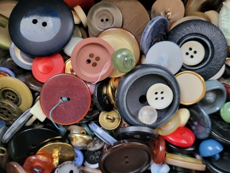 knopen doorhakken, besluiten nemen, keuzes maken,