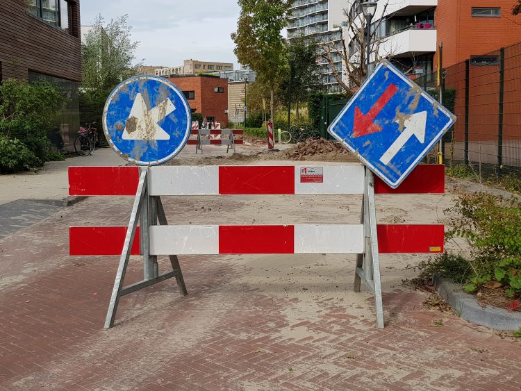 kritiek uiten op collega's